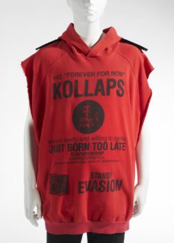 Mannequin in red top