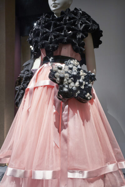 Silhouette with floral elements.