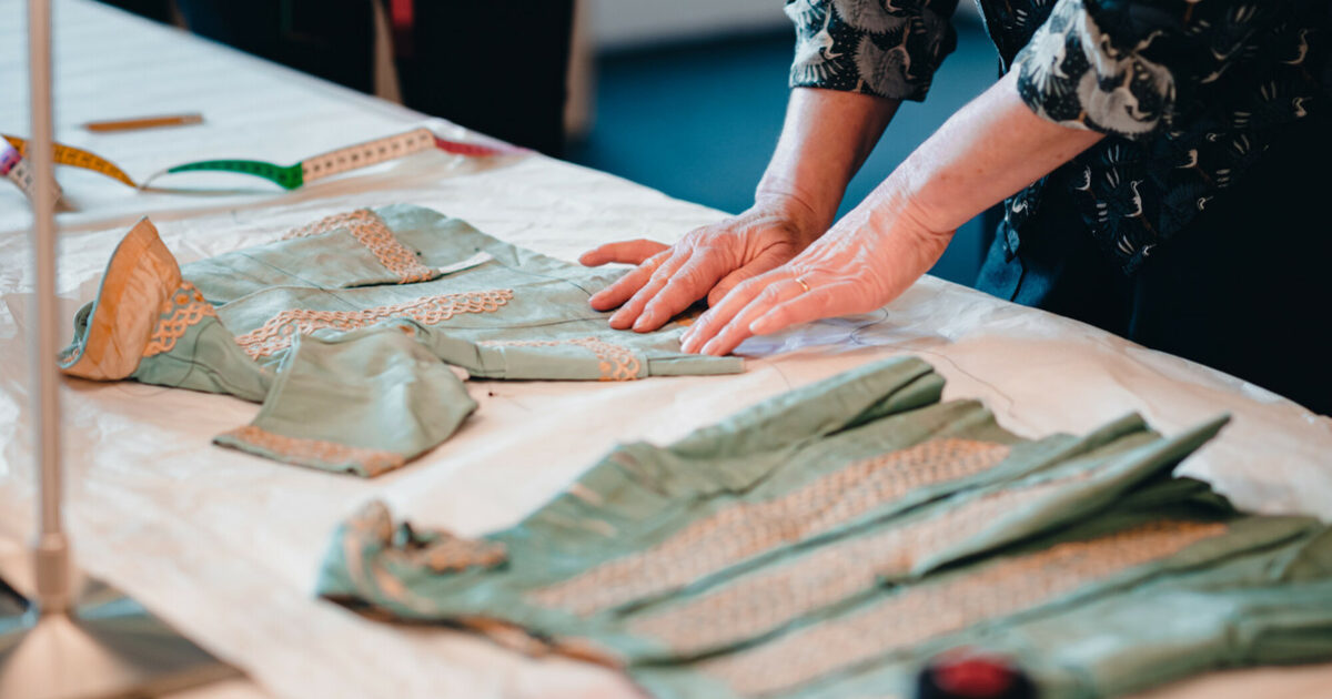 MoMu Pattern-A-Thon shares fashion heritage with the world / MoMu - Fashion Museum Antwerp